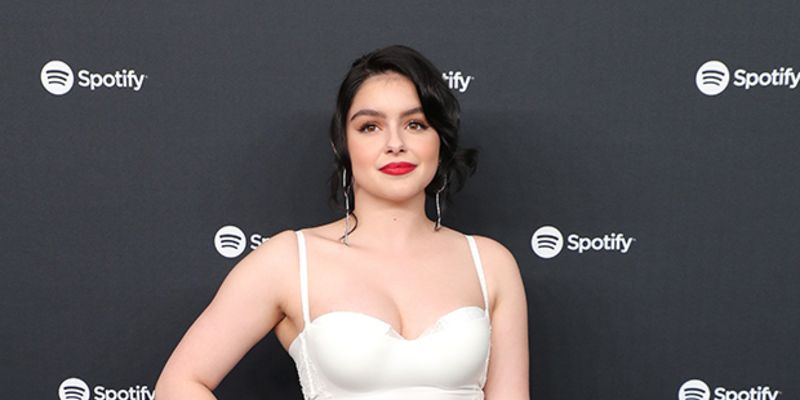 Modern Family Star Ariel Winter’s Breast Reduction Surgery:When And Why Did She Go Under The Knife?   